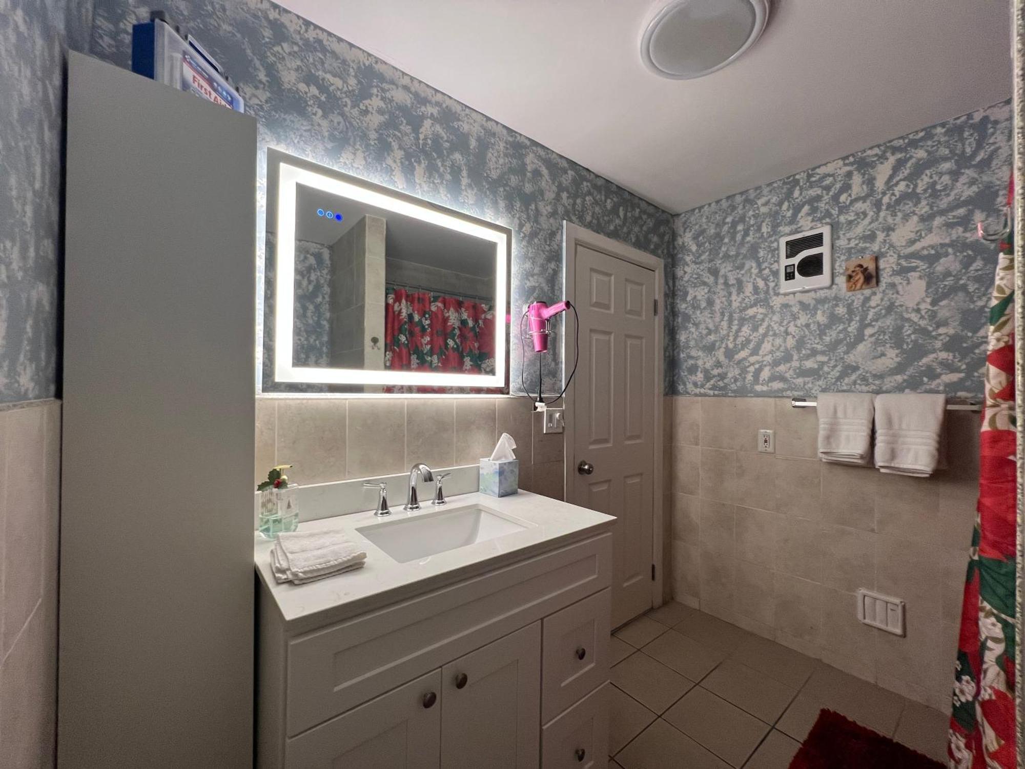 3 Bedrooms In 2Nd Floor Modern Brooklyn Home, Close To J Train New York Exterior foto